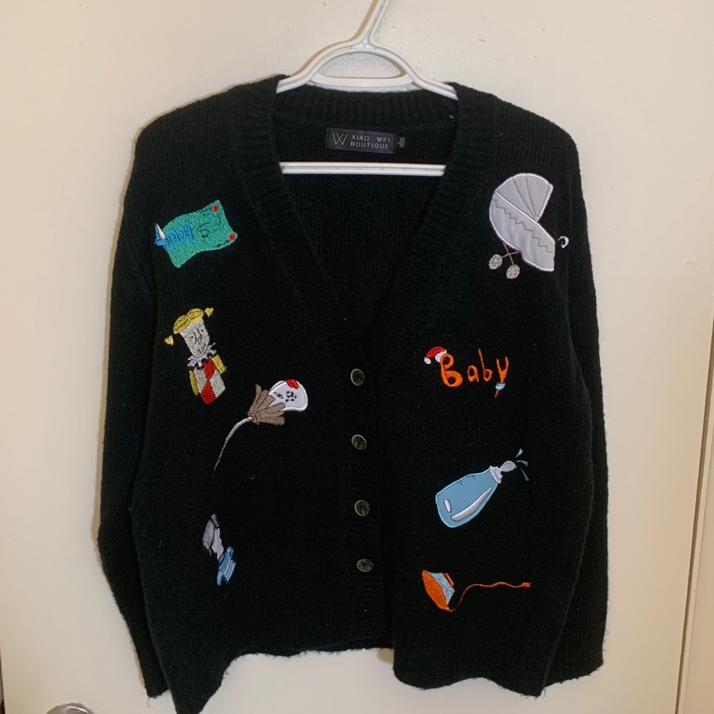 Embroidery Pattern Black Cardigan